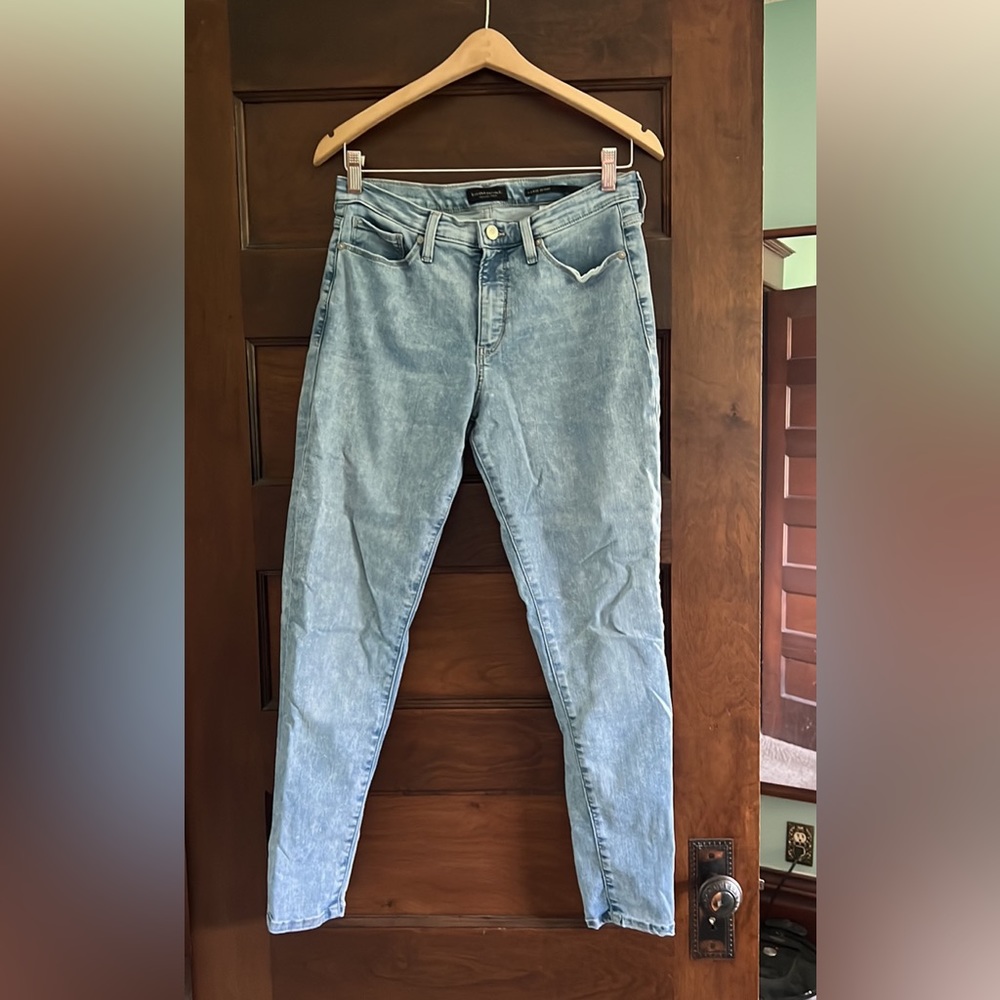 BANANA REPUBLIC | Light wash premium denim skinny jeans, size 29